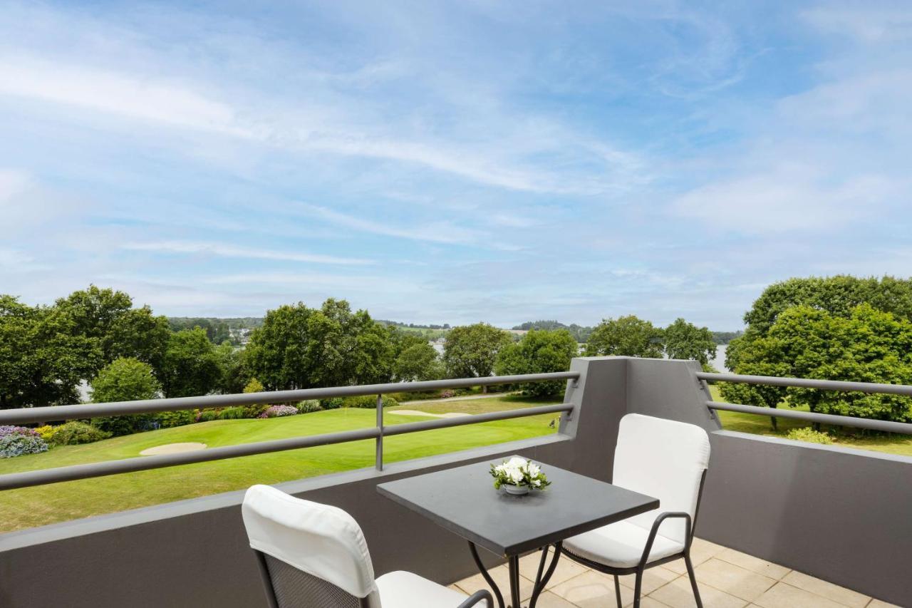 Best Western Plus Le Roi Arthur Hotel & Spa Ploërmel Exteriör bild