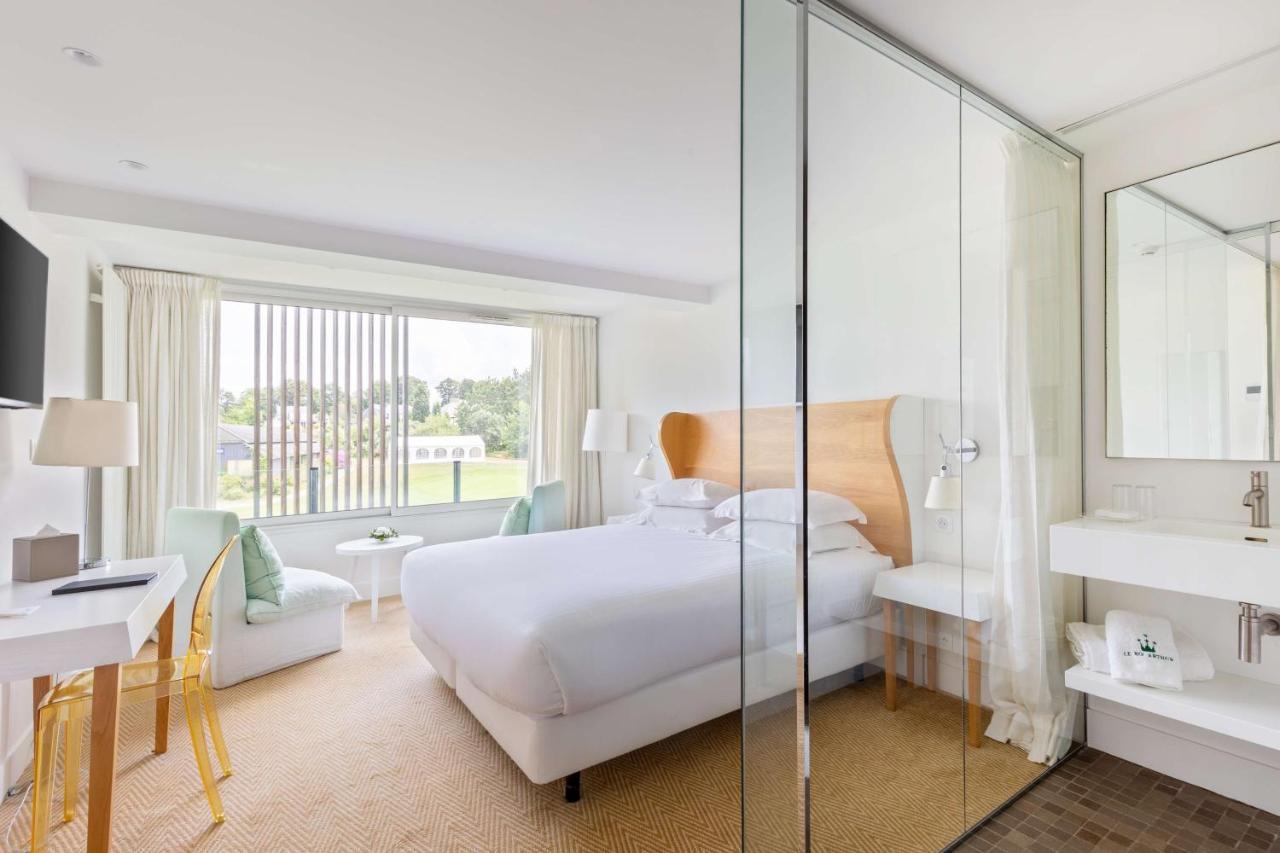Best Western Plus Le Roi Arthur Hotel & Spa Ploërmel Exteriör bild