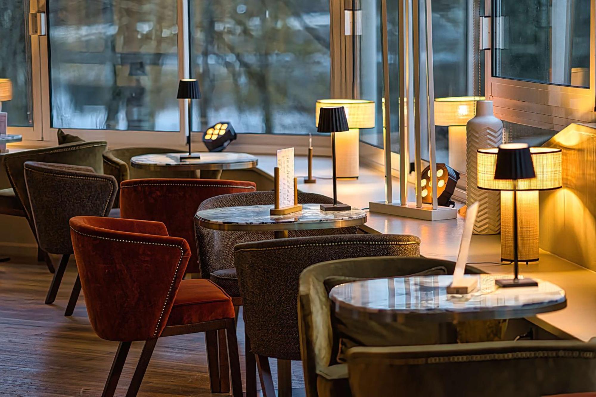 Best Western Plus Le Roi Arthur Hotel & Spa Ploërmel Exteriör bild