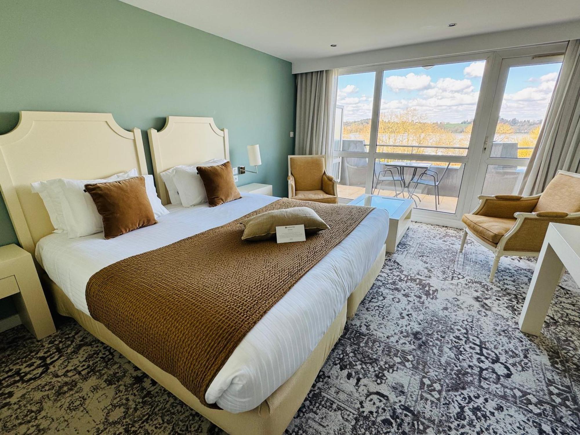 Best Western Plus Le Roi Arthur Hotel & Spa Ploërmel Exteriör bild